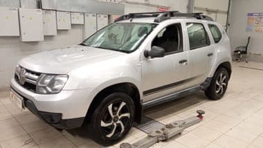 Renault Duster 2016 года, 193 554 км - вид 2