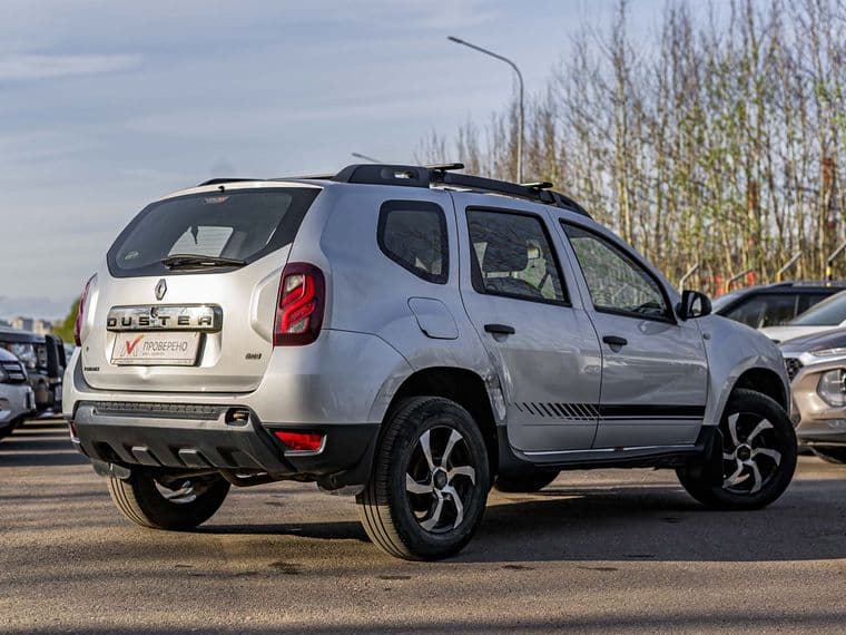 Renault Duster 2016 года, 193 554 км - вид 2
