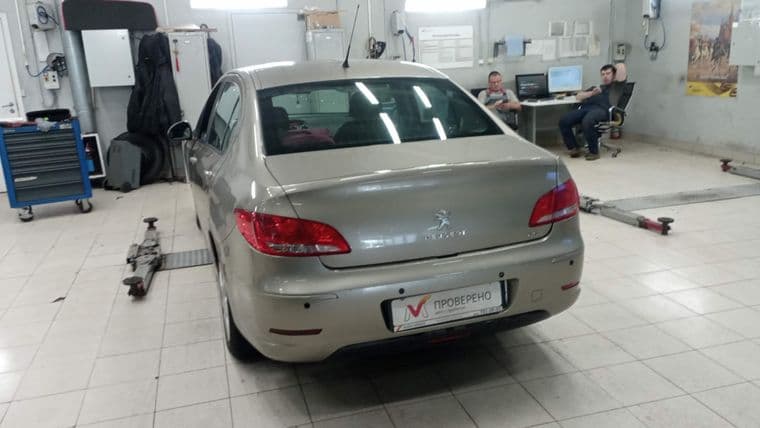 Peugeot 408, 2015 - вид 3