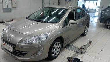 Peugeot 408 2015 года, 173 219 км - вид 1