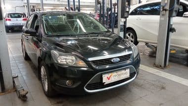 Ford Focus 2010 года, 105 611 км - вид 2