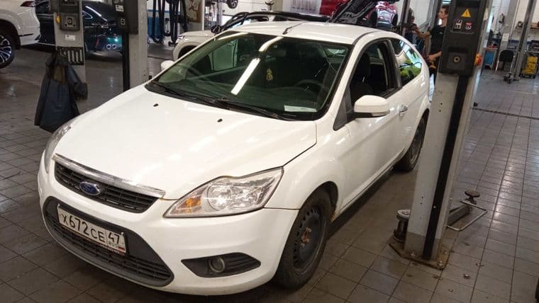 Ford Focus 2010 года, 271 478 км - вид 1