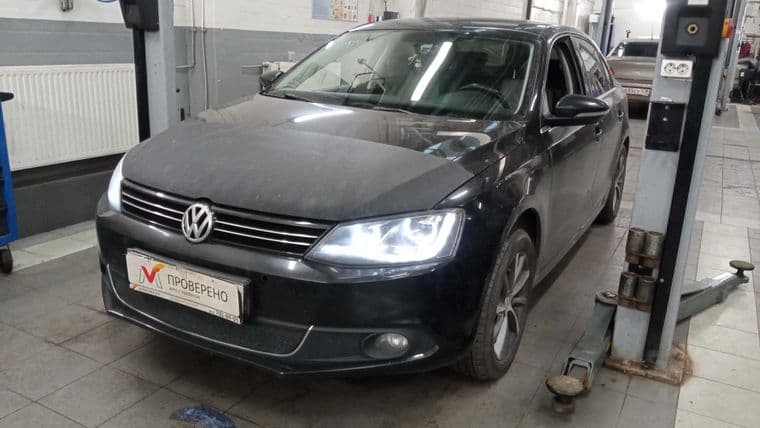 Volkswagen Jetta, 2013