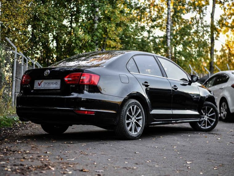 Volkswagen Jetta, 2013 - вид 1