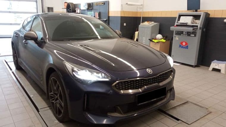 KIA Stinger, 2021 - вид 1