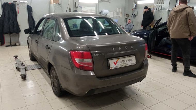 ВАЗ (LADA) Granta, 2018 - вид 3