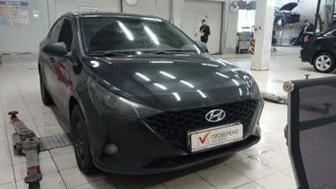 Hyundai Solaris 2020 года, 165 000 км - вид 2