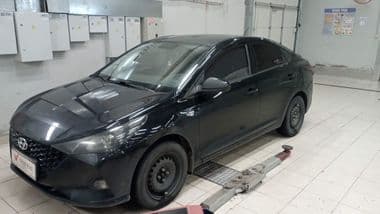 Hyundai Solaris 2020 года, 165 000 км - вид 1