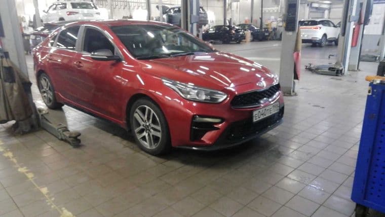 KIA Cerato 2019 года, 170 391 км - вид 2