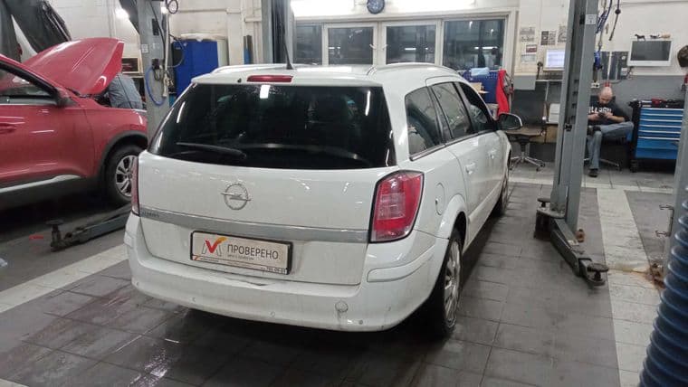 Opel Astra, 2012 - вид 2