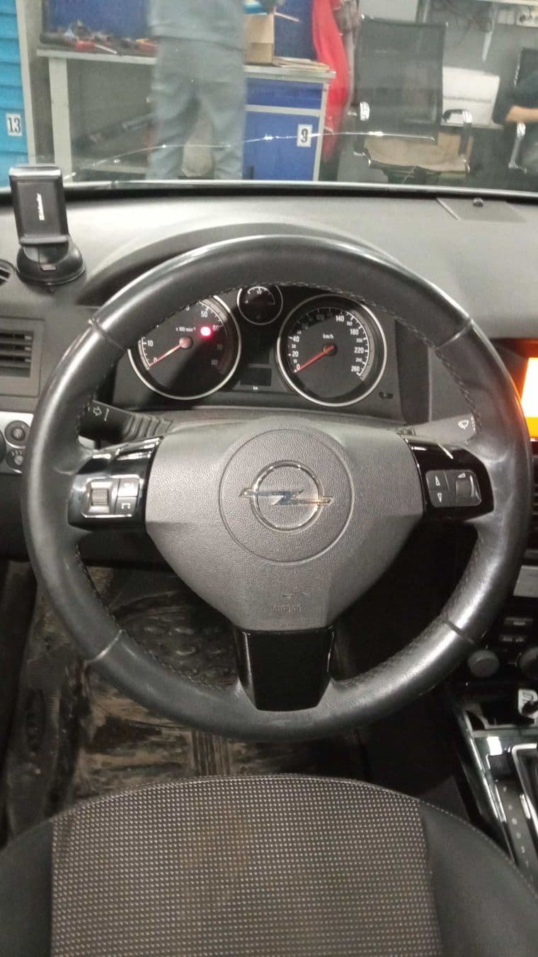 Opel Astra, 2012 - вид 4