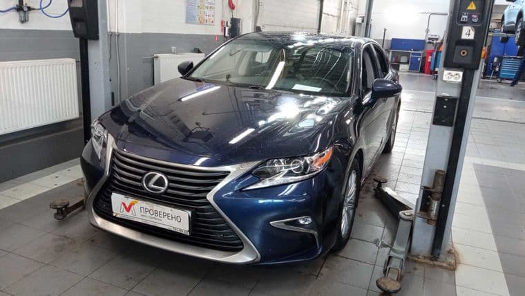 Lexus ES, 2016