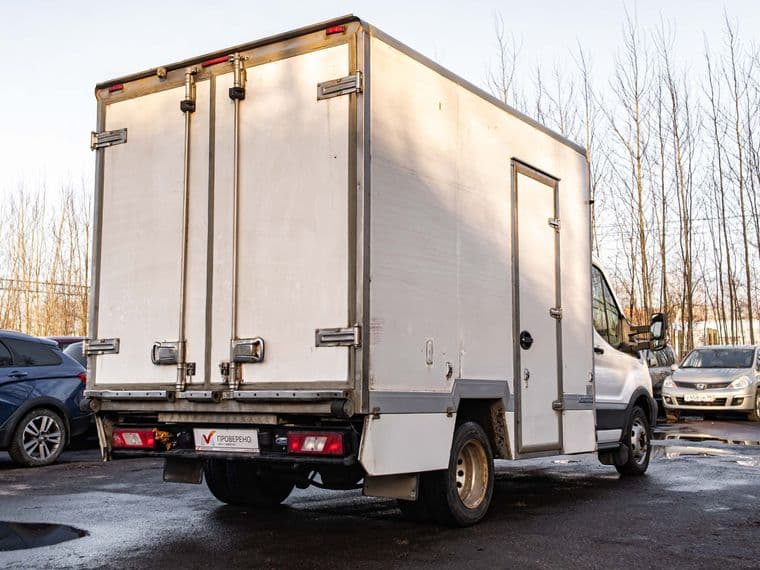 Ford Transit 2019 года, 267 571 км - вид 2