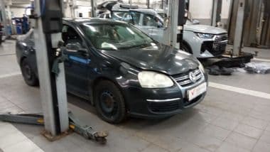 Volkswagen Jetta 2007 года, 363 009 км | VIN 52311 - вид 2