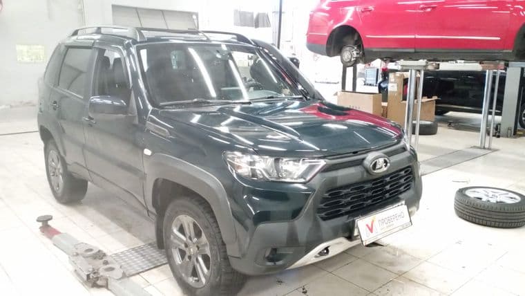 ВАЗ (LADA) Niva Travel 2023 года, 37 350 км - вид 1