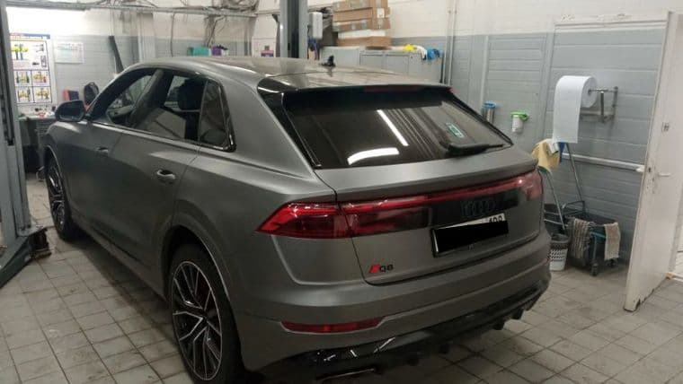 Audi Q8, 2023 - вид 3