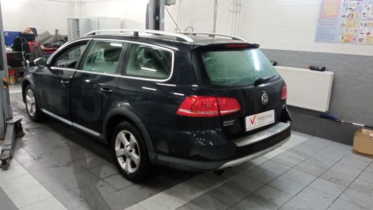 Volkswagen Passat, 2012 - вид 3