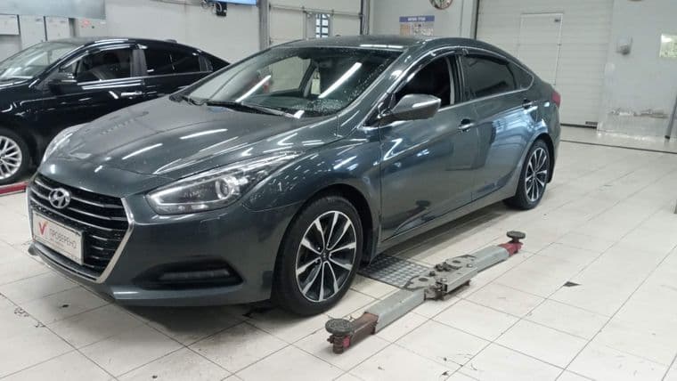 Hyundai i40, 2015