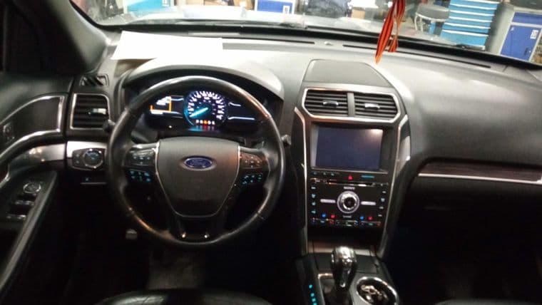 Ford Explorer, 2018 - вид 4