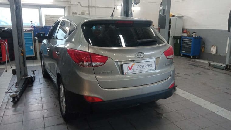 Hyundai ix35, 2010 - вид 4