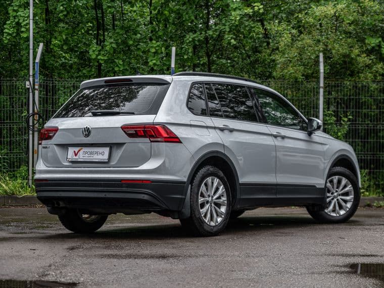 Volkswagen Tiguan, 2020 - вид 1
