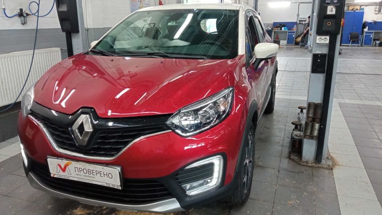 Renault Kaptur 2018 года, 63 341 км - вид 1