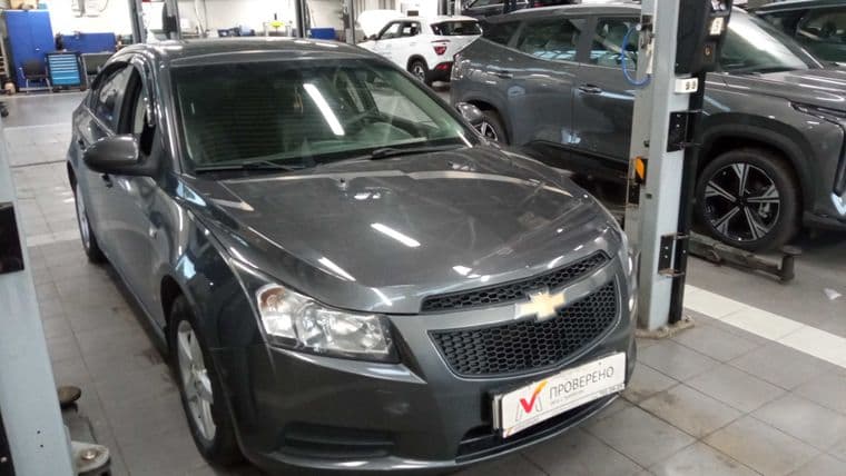 Chevrolet Cruze, 2010 - вид 1