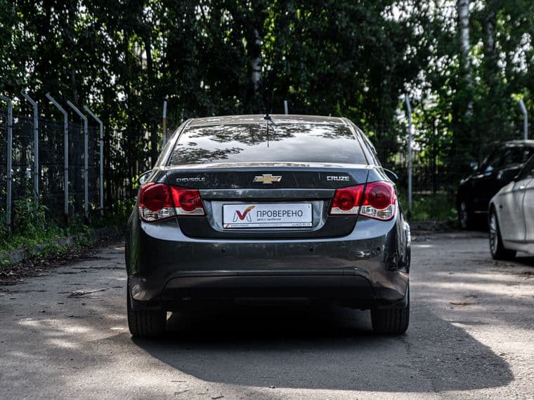 Chevrolet Cruze, 2010 - вид 3