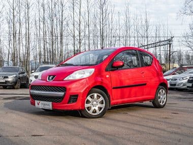 Peugeot 107 2011 года, 197 978 км - вид 1