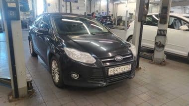Ford Focus 2013 года, 226 138 км - вид 2