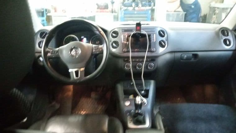 Volkswagen Tiguan, 2015 - вид 4
