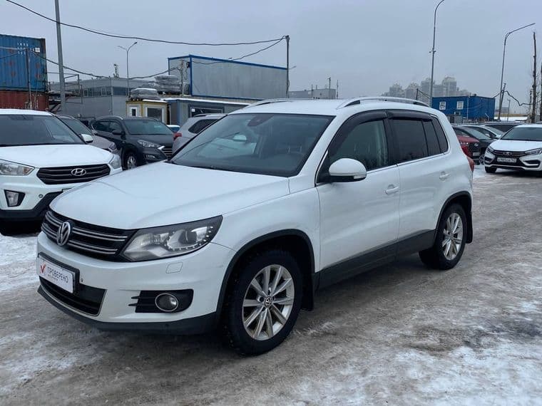 Volkswagen Tiguan, 2015