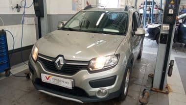 Renault Sandero Stepway 2017 года, 77 375 км - вид 1