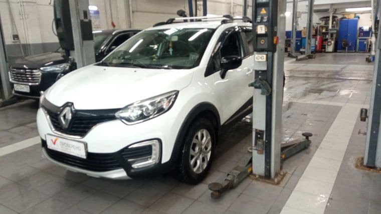 Renault Kaptur 2017 года, 109 290 км - вид 1