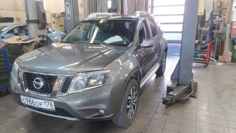 Nissan Terrano 2015 года, 101 700 км - вид 1
