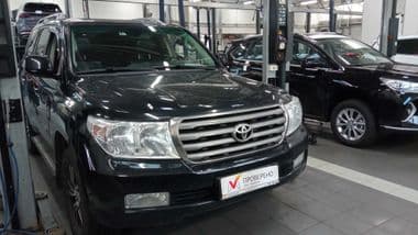 Toyota Land Cruiser 2011 года, 343 963 км - вид 2