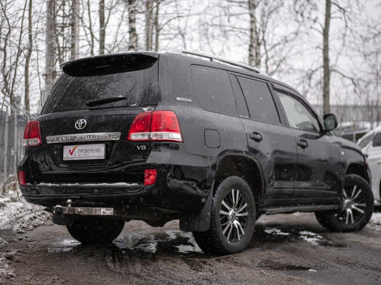 Toyota Land Cruiser 2011 года, 343 993 км - вид 2