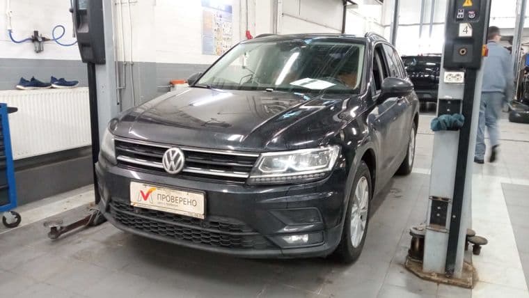 Volkswagen Tiguan 2020 года, 119 717 км - вид 1