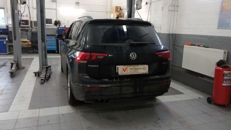 Volkswagen Tiguan, 2020 - вид 3