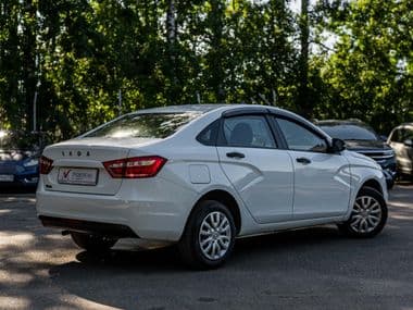 ВАЗ (LADA) Vesta 2020 года, 102 912 км - вид 2