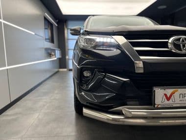 Toyota Fortuner 2019 года, 215 000 км - вид 2