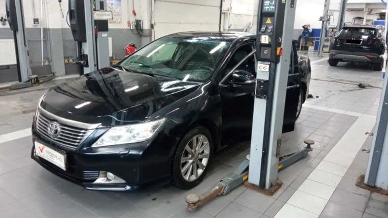 Toyota Camry, 2014