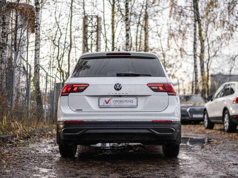 Volkswagen Tiguan, 2021 - вид 3