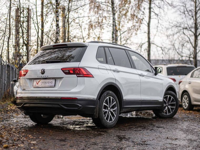 Volkswagen Tiguan 2021 года, 149 000 км - вид 2