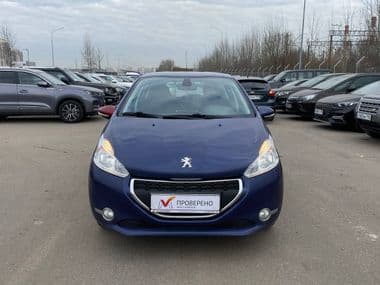 Peugeot 208 2013 года, 134 200 км - вид 2