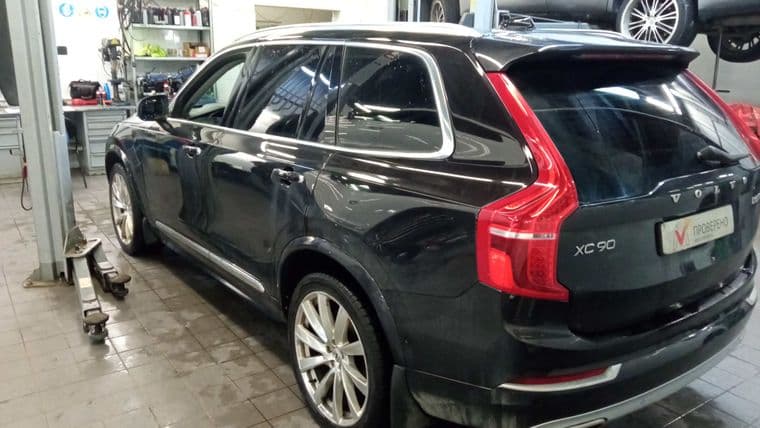 Volvo XC90, 2015 - вид 3