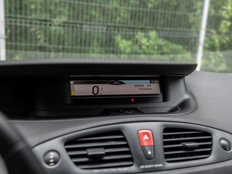 Renault Grand Scenic, 2011 - вид 4
