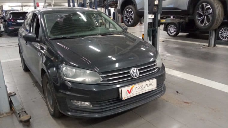 Volkswagen Polo 2017 года, 100 000 км - вид 2