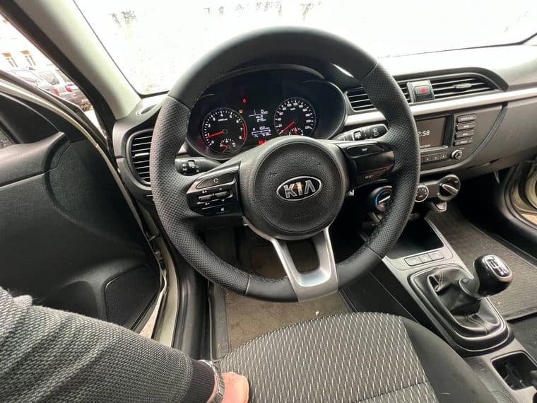 KIA Rio X-Line, 2019 - вид 3