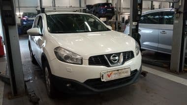 Nissan Qashqai 2013 года, 162 286 км - вид 2